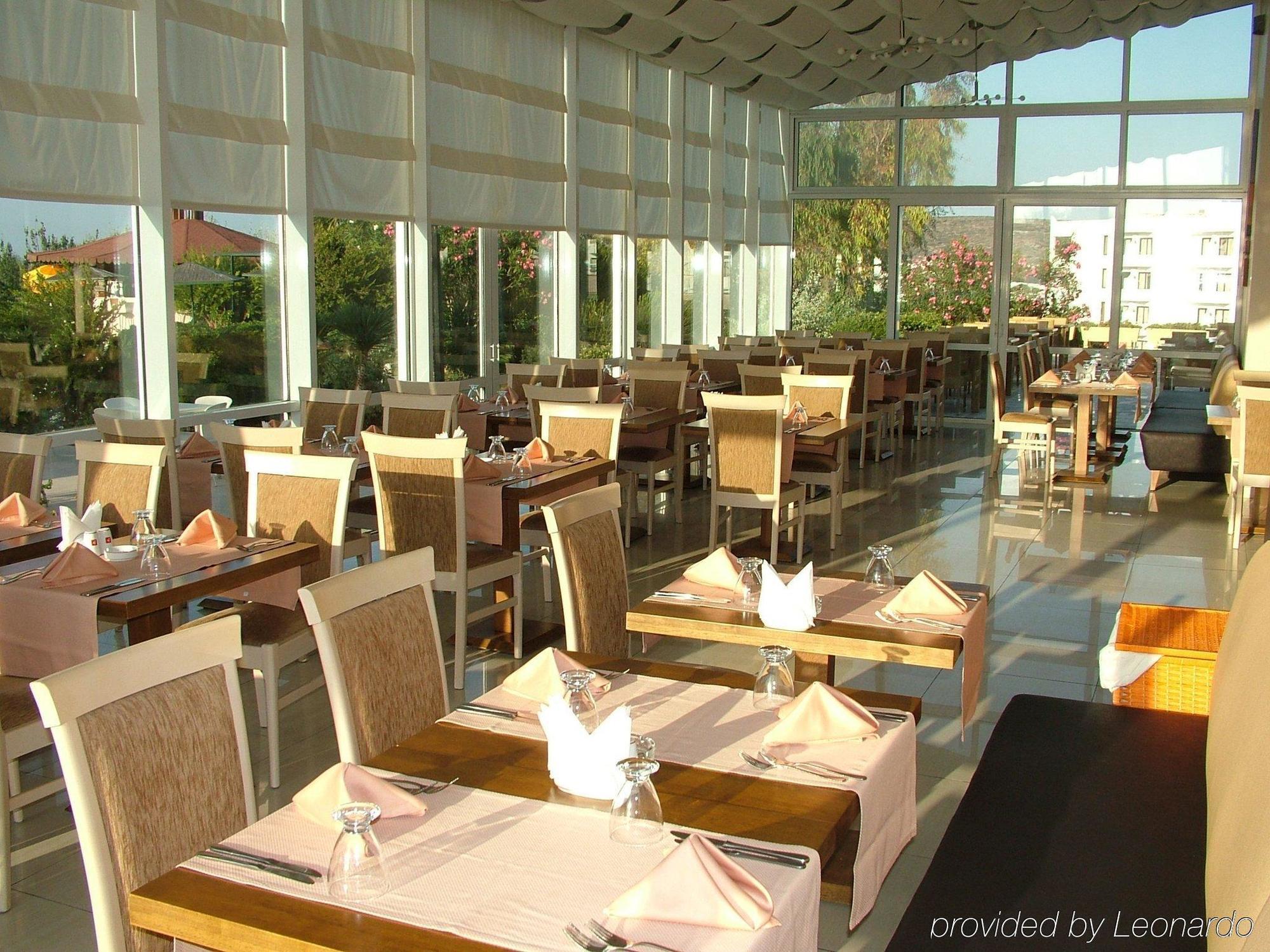 Babaylon Hotel Çeşme Restauracja zdjęcie